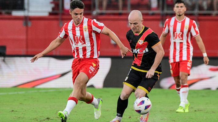 Resúmenes de LaLiga - Almería - Rayo: resumen del partido, 1ª jornada