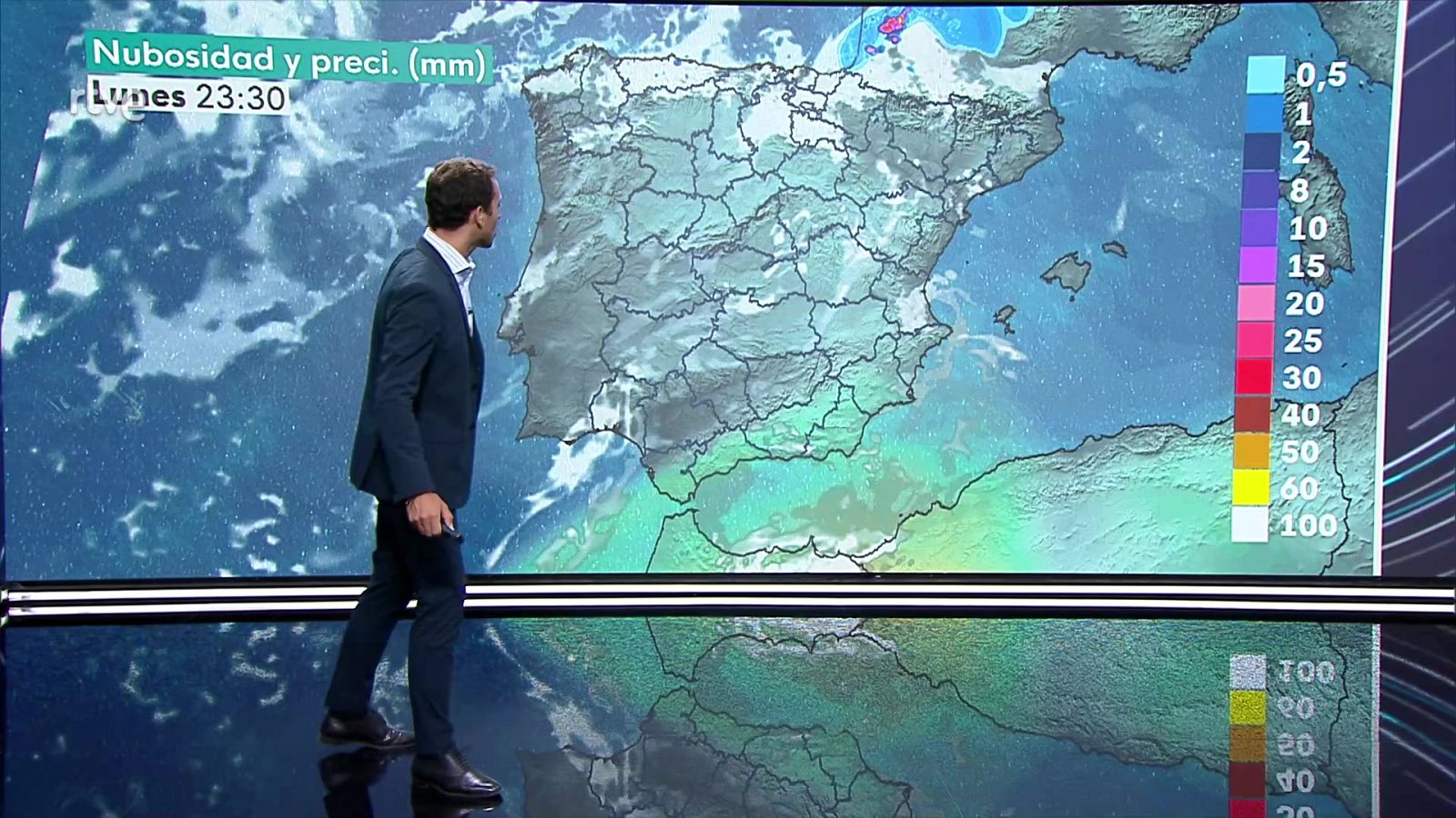 Probables tormentas fuertes en el norte y este de la Ibérica y alto Ebro - ver ahora