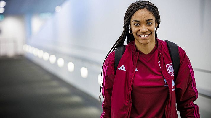 Salma Paralluelo, la luz de la selección española -- Ver ahora