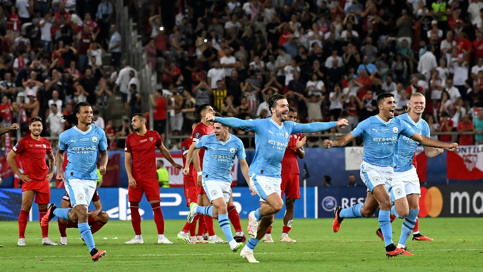 El City gana al Sevilla la Supercopa de Europa en los penaltis - Informativo 24h | Ver