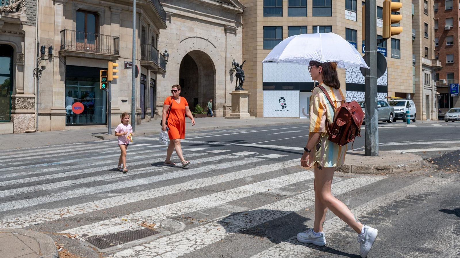 ¿Cuánto tiempo debería durar un semáforo en verde para los peatones?