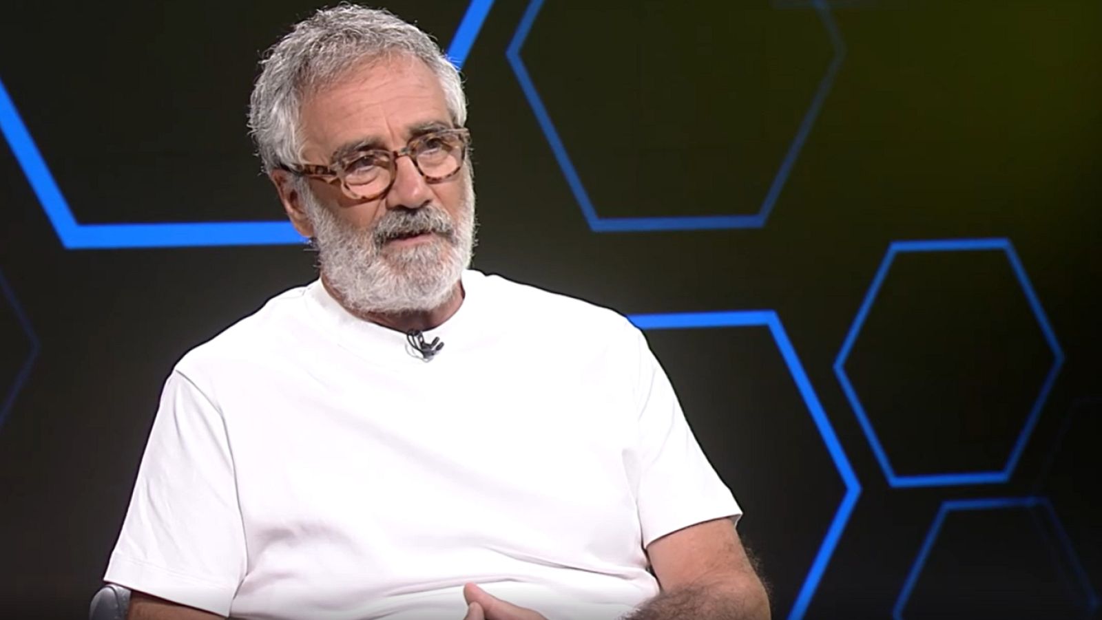 Javier Fesser: "Las personas con discapacidad intelectual se aproximan a los retos desde un lugar más original" | Ver