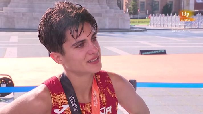  - María Pérez: ''Pensé en dejarlo en diciembre pero el que la sigue, la consigue''