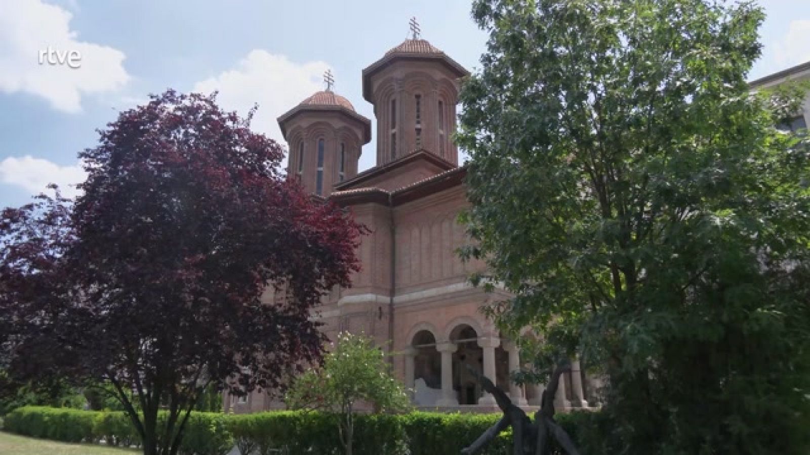 Aquí la Tierra - Una ruta por Bucarest