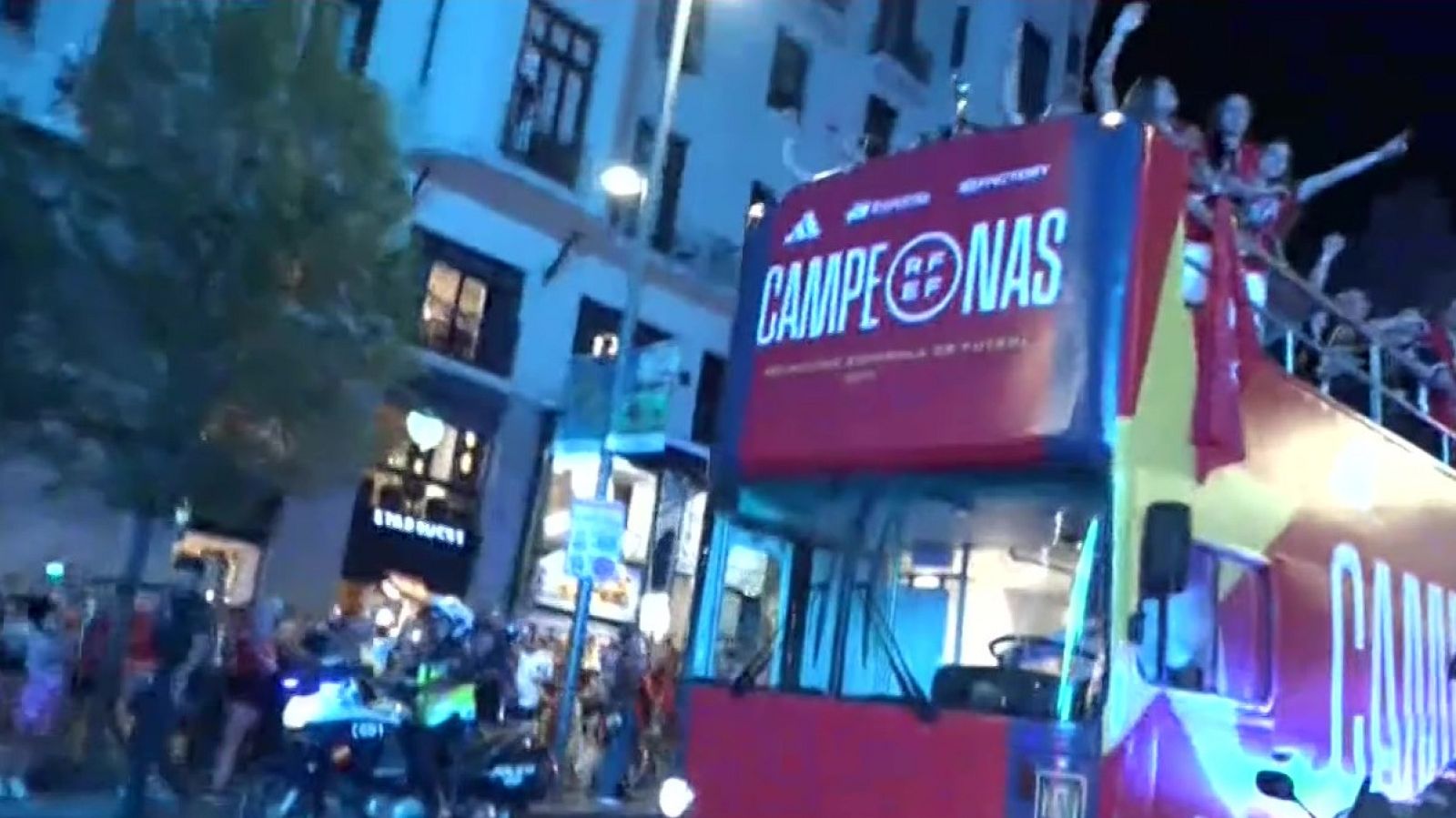 Fiesta campeonas Mundial femenino: We Are the Champions en Gran Vía - Copa Mundial Femenina de la FIFA 2023 | Ver