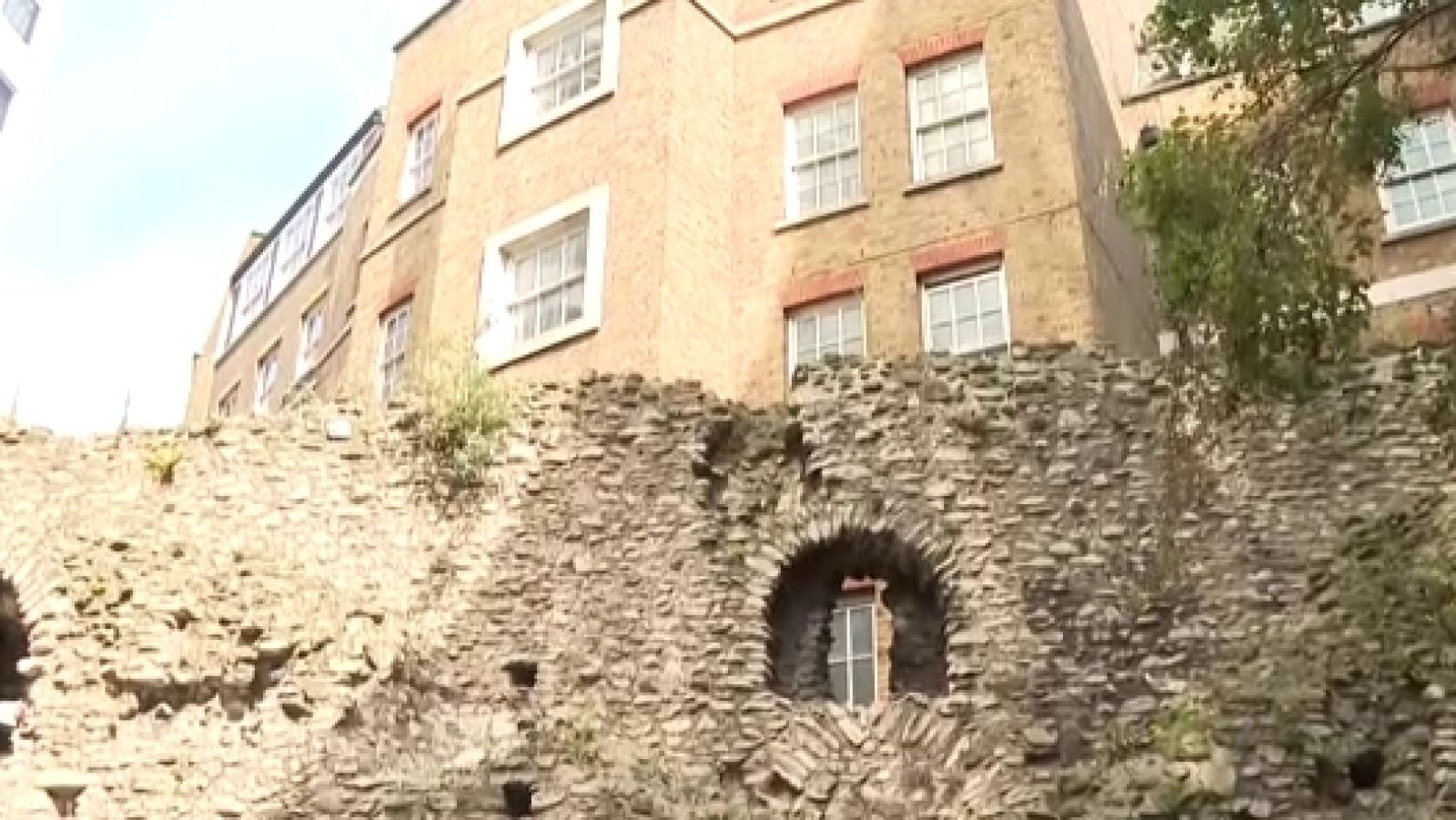 Los secretos de la muralla romana de Londres | Ver