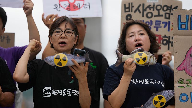 Protestas en China y Corea del Sur por el vertido del agua de Fukushima al Pacífico - Informativo 24h | Ver