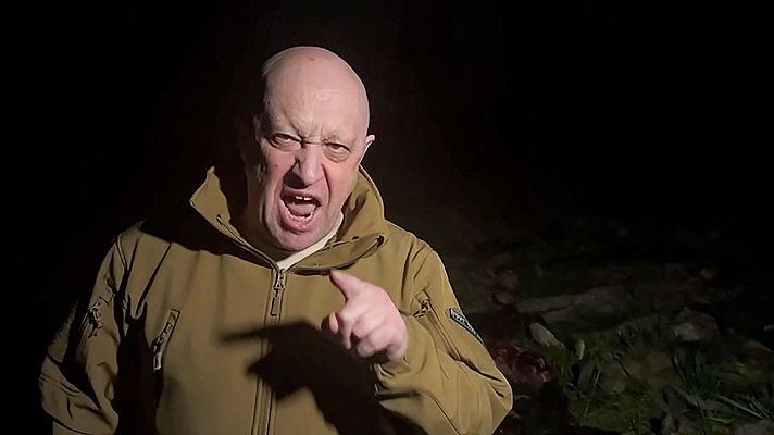 Telediario 1 - El Kremlin mantiene su silencio sobre la muerte del jefe del grupo Wagner