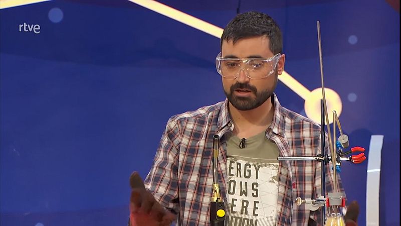 Nahúm Méndez, un geólogo (en apuros) viral por desmentir patrañas científicas