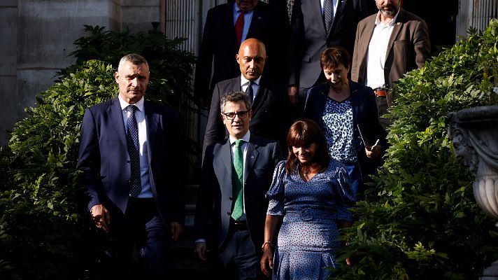 Telediario 2 - Homenaje a "La Nueve" en París: 150 españoles en la vanguardia de la liberación nazi