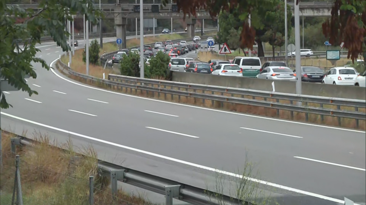 L'Informatiu - Diumenge d'alta mobilitat pel final de les vacances d'estiu