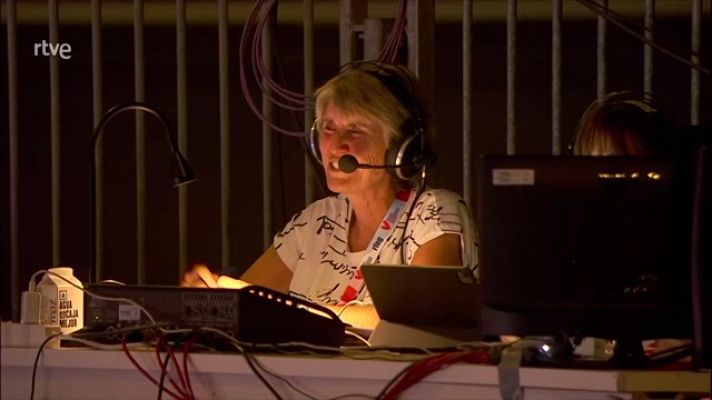 Telediario 2 - Cuatro décadas de deporte y rigor: Paloma del Río dice adiós a su dilatada carrera en RTVE