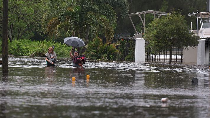 Telediario 1 - El huracán Idalia llega a EE.UU. entre advertencias de que los daños pueden ser catastróficos