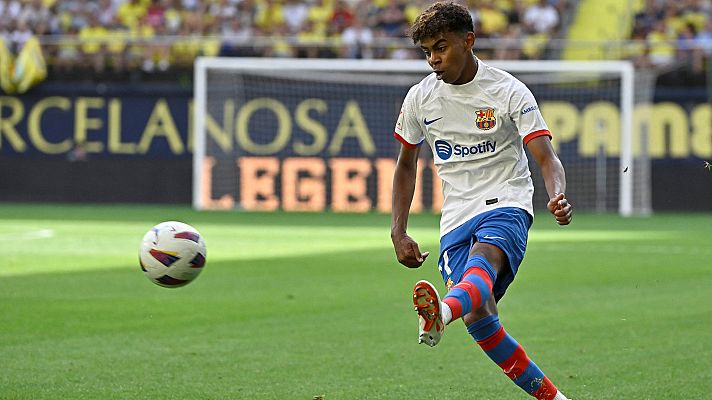 Telediario 1 - Rocafonda, el barrio de Mataró donde creció Yamal