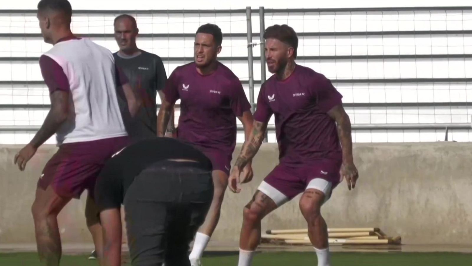 Primeras imágenes de Sergio Ramos entrenando con el Sevilla FC | Ver