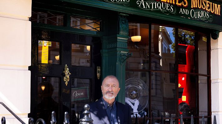 Telediario 2 - 'El problema final', la última novela de Pérez-Reverte