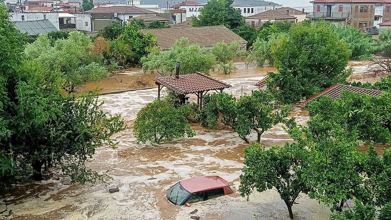 La tormenta Daniel deja al menos un muerto a su paso por Grecia