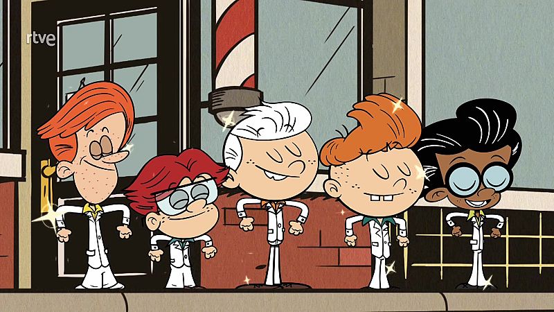 Back Out There - Una casa de locos en inglés | Watch