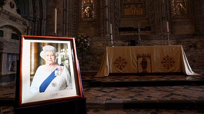 Un a�o de la muerte de Isabel II con pocos cambios en la monarqu�a brit�nica