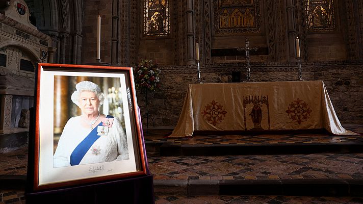 Telediario 1 - Un año de la muerte de Isabel II con pocos cambios en la monarquía británica