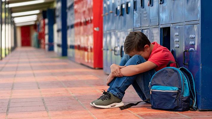 Telediario 2 - 'Vuelta al cole' tras el acoso: muchas víctimas afrontan con miedo este momento