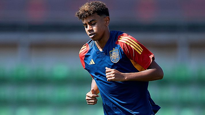 Telediario Matinal - España busca golear a Chipre tras los ecos de la dimisión de Rubiales