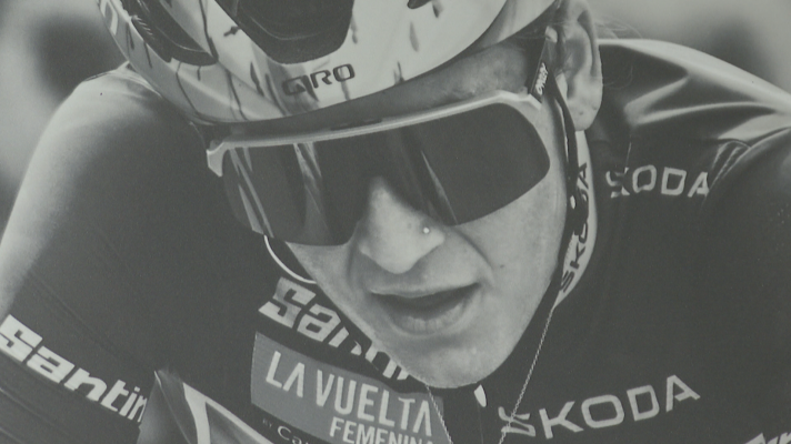 Vuelta ciclista a España - Bicycle Face: las ciclistas de la Vuelta en una exposición