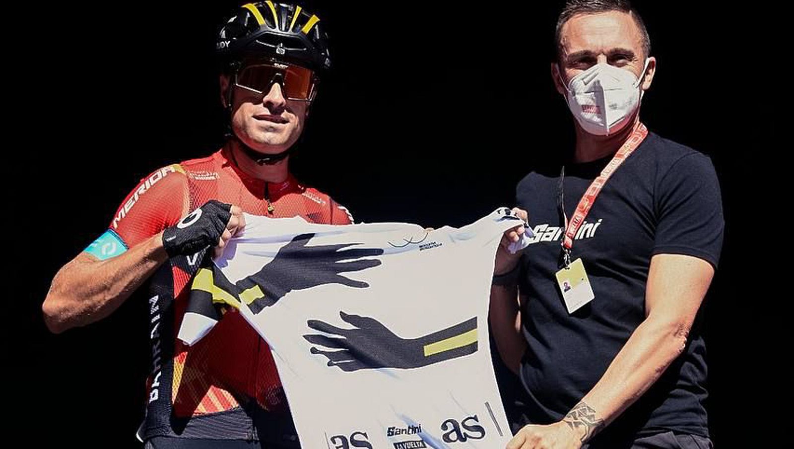 La Vuelta 2023 estrena el maillot solidario que aspira a consolidarse