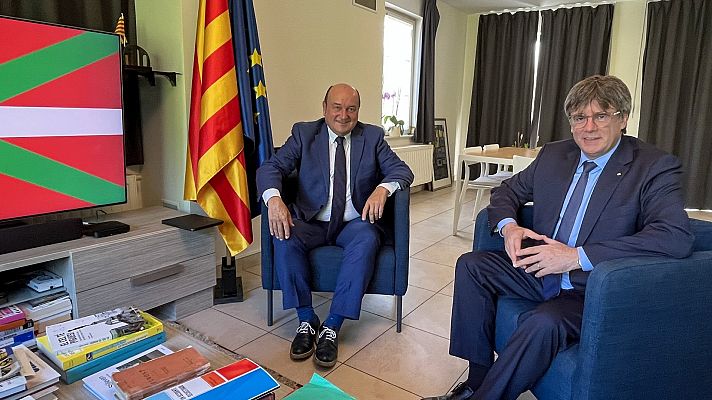 Telediario 2 - Ortuzar y Puigdemont se reúnen en Warterloo para tratar el papel "clave" de PNV y Junts de cara a la investidura