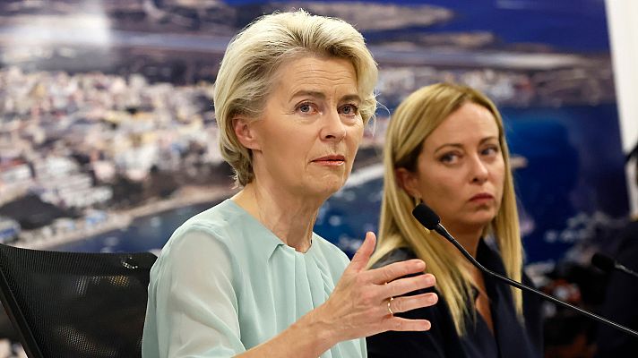 Telediario Fin de Semana - Von der Leyen anuncia en Lampedusa un plan europeo ante la crisis migratoria en Italia