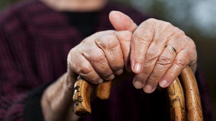 Mañaneros - Combatir la soledad en la tercera edad gracias a las redes sociales - Ver ahora
