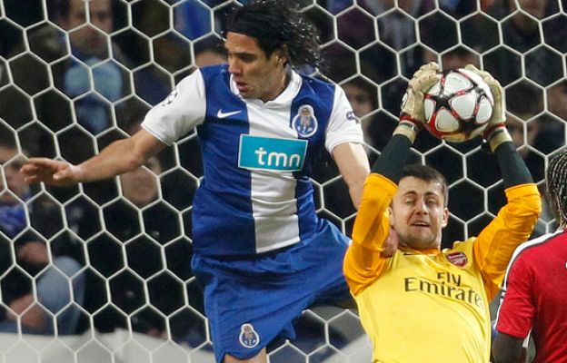 Champions League - El Arsenal cae en el Dragao (2-1)