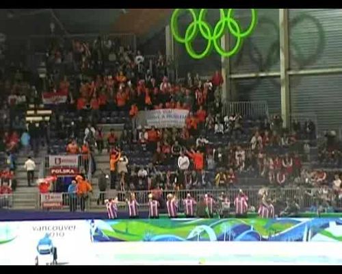  - La banda holandesa ameniza