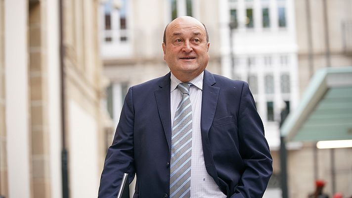 Informativo 24h - Ortuzar ve a Sánchez en la senda "correcta" para la amnistía y aboga por una "solución personal" para Puigdemont