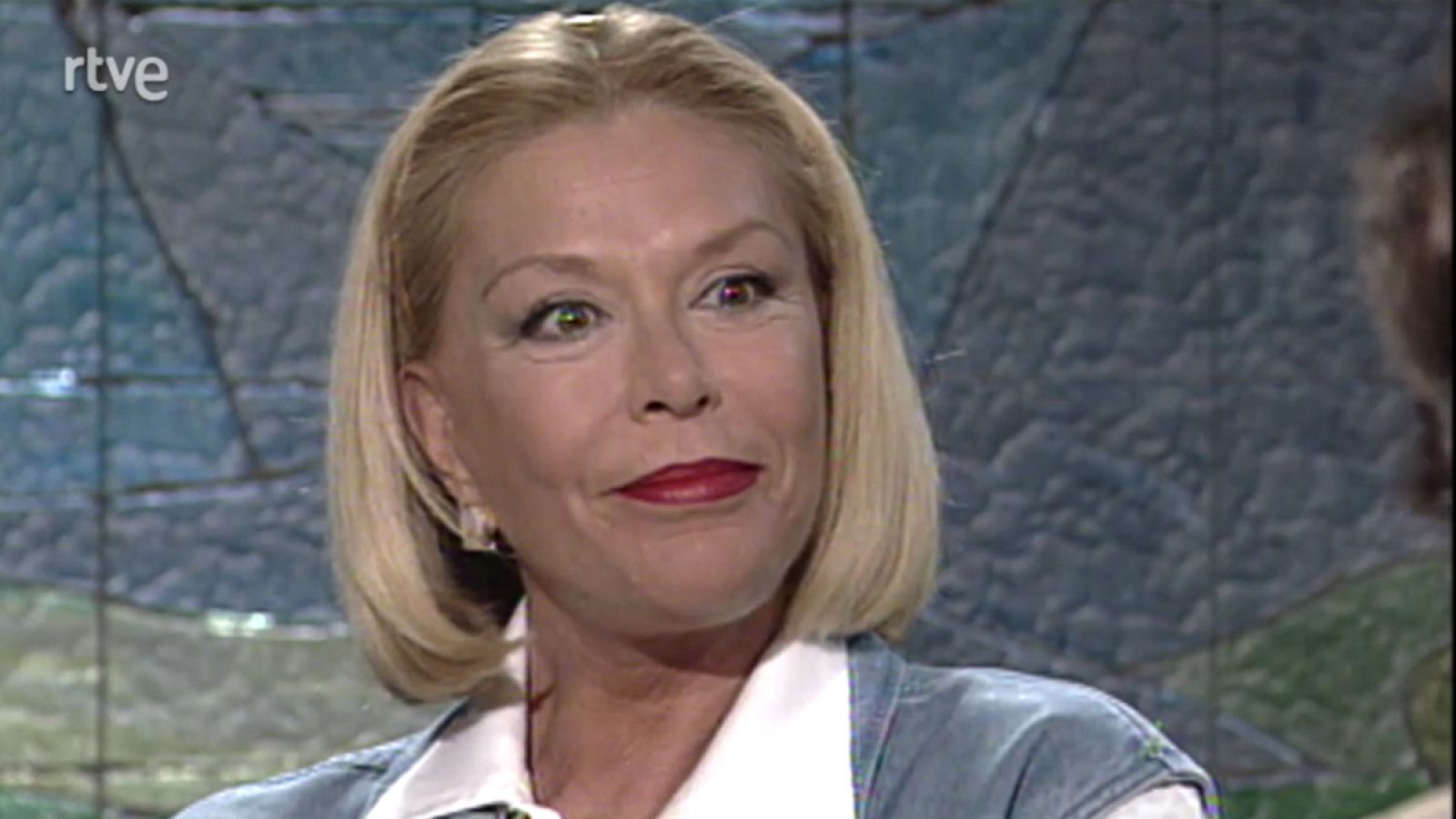 Cerca de ti - Teresa Gimpera - Cerca de ti (Biografía) | Ver