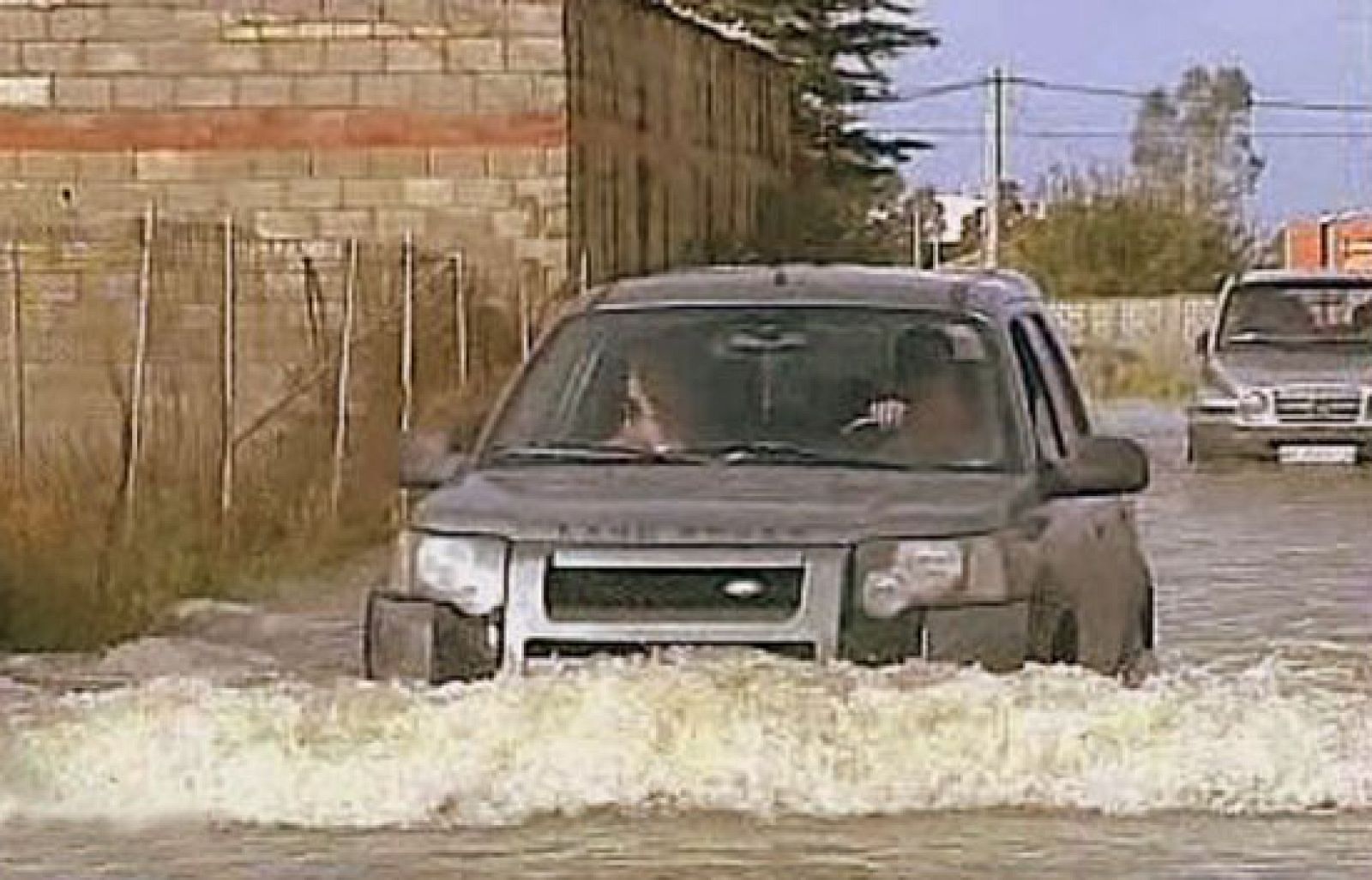 España Directo - Cercados por el agua
