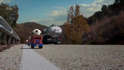 Un juguete, una ilusi�n -XVI ed.- Edurne