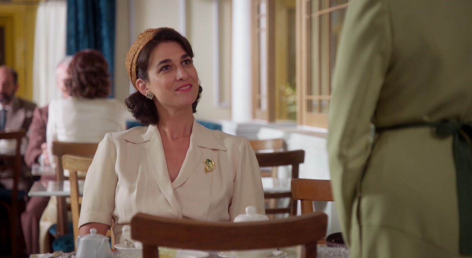 Doña Carla visita La Moderna y conoce a Matilde