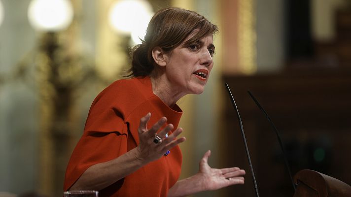 Especiales informativos - Marta Lois (Sumar) replica a Feijóo durante el debate de investidura de Feijóo