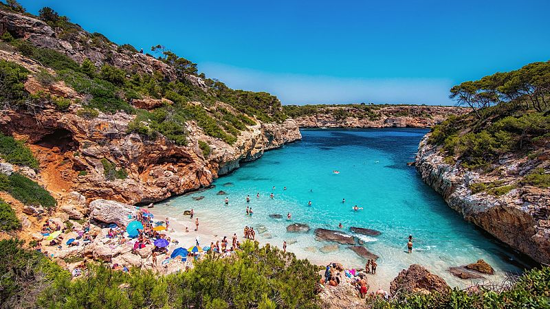 Este miércoles es el Día Mundial del Turismo y en el sector ponen el foco este año en la sostenibilidad y las inversiones verdes para minimizar el impacto medioambiental.