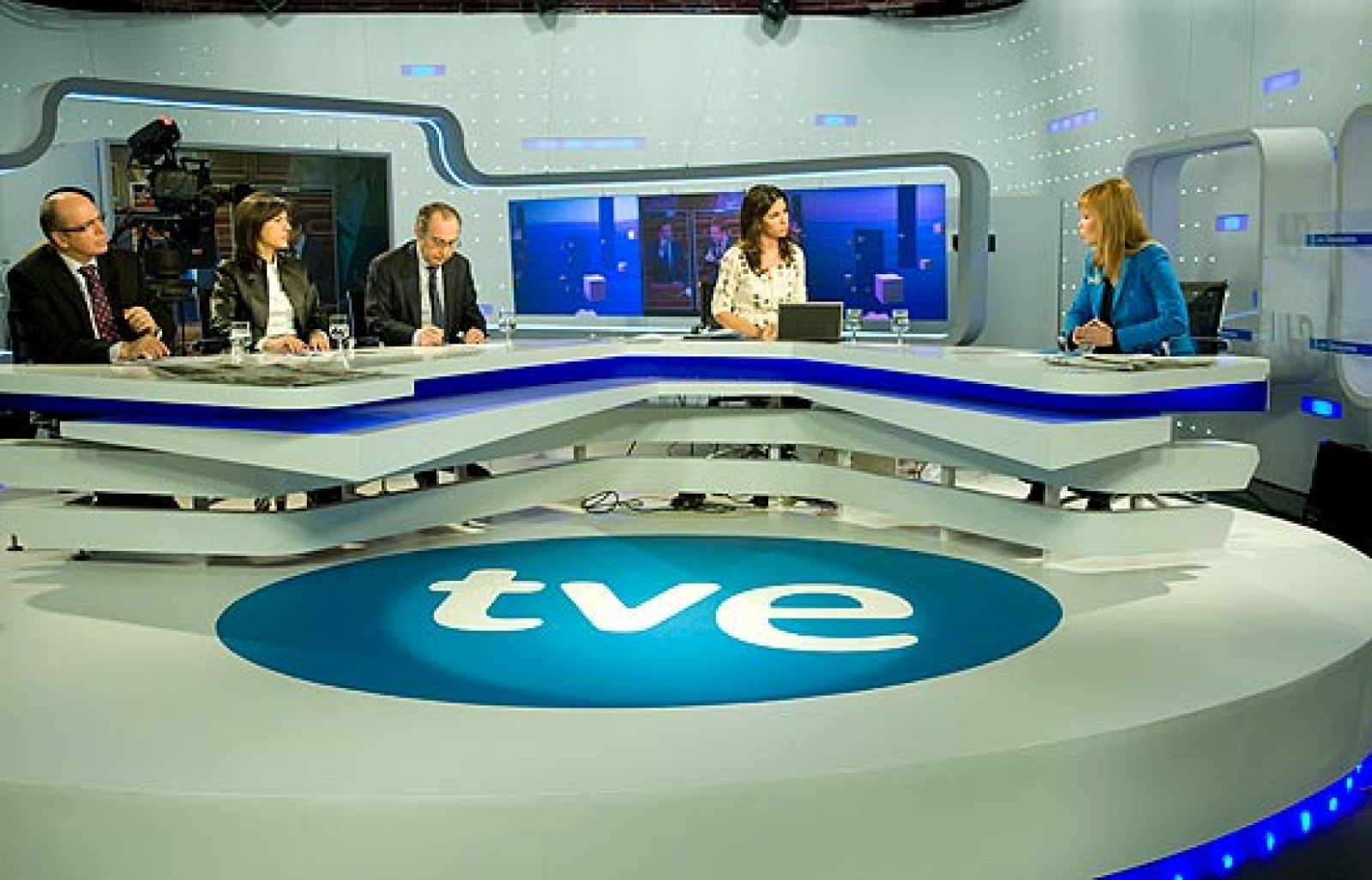 Pajín: "Rajoy es incapaz de arrimar el hombro"