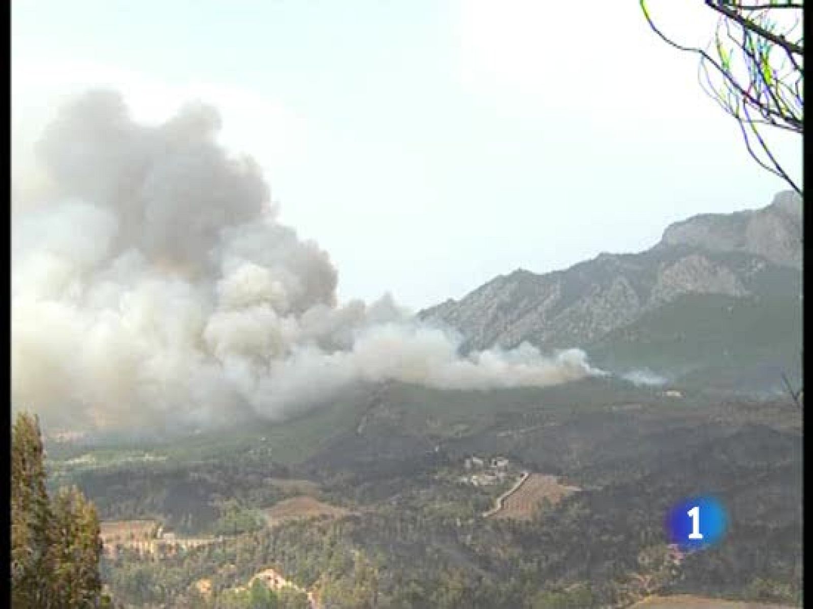 Una grabación muestra que hubo descoordinación en el rescate de los bomberos atrapados por el fuego en el incendio de Horta | Ver