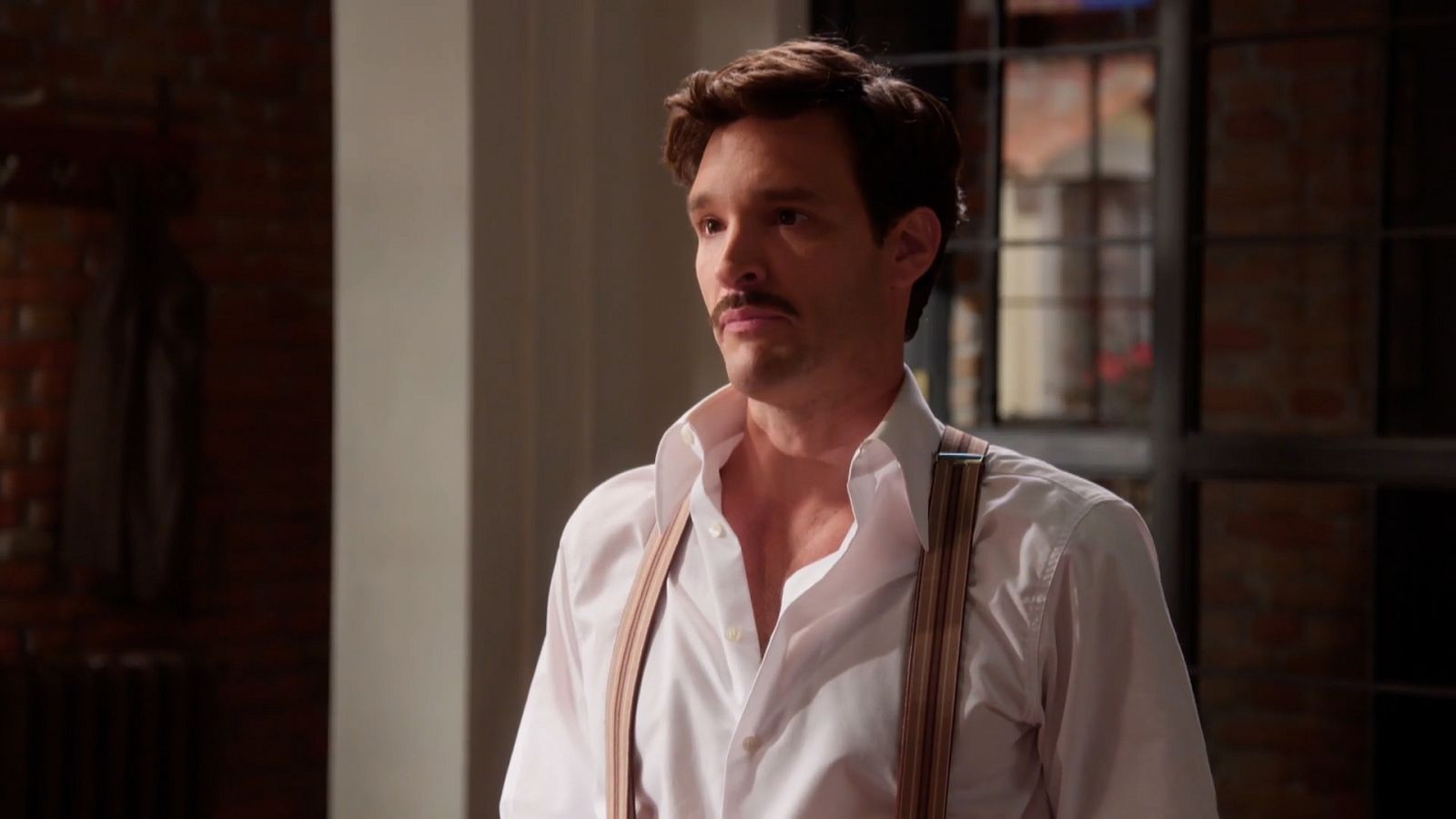 Íñigo descubre que Carla ha mentido a don Jaime - Salón de té La Moderna | Ver