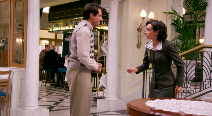 Salón de té La Moderna - Teresa encuentra el anillo de Miguel y Trini