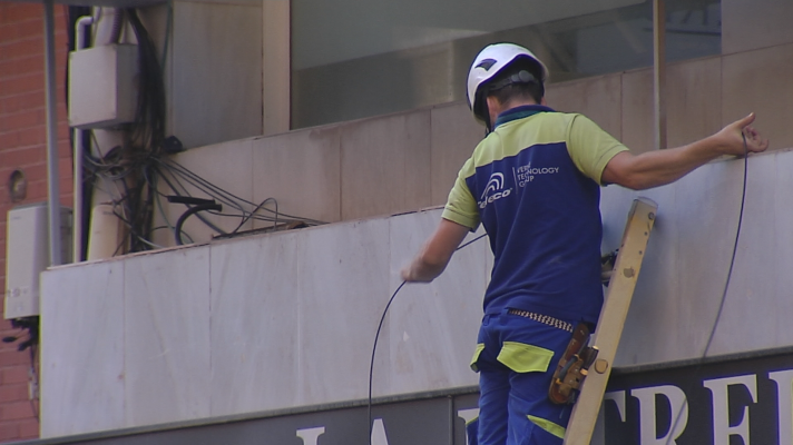 L'informatiu - Comunitat Valenciana - El paro ha bajado en 1.626 personas en la Comunitat Valenciana en el mes de septiembre