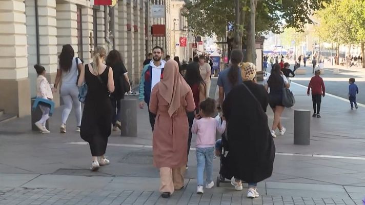 Telediario 2 - Pobreza, migración o inseguridad: un recorrido por los guetos de Marsella