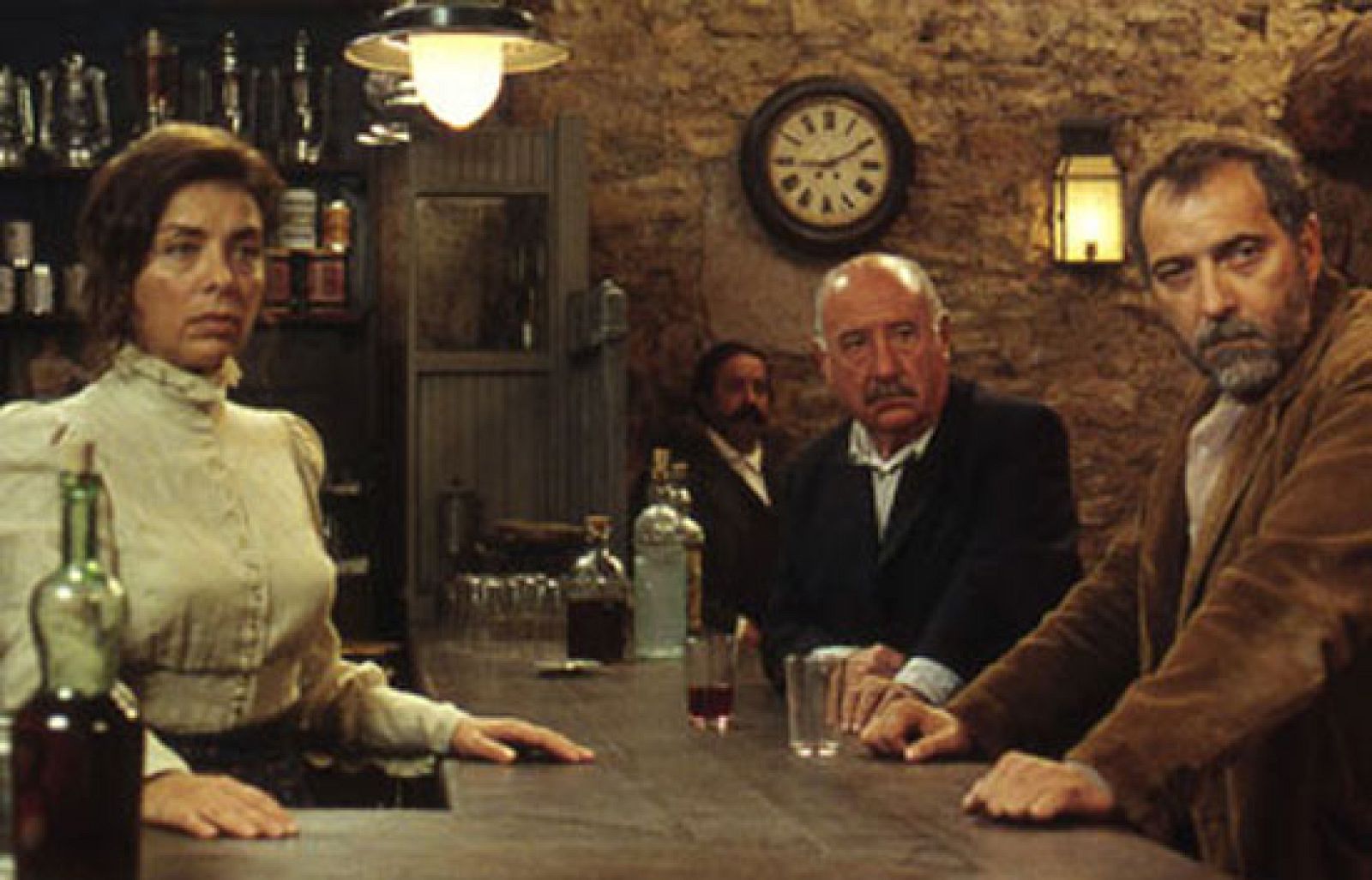 Versión española - Avance - Luz de domingo | Ver