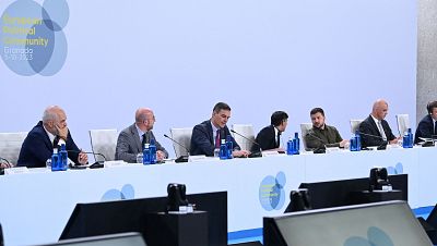 Zelenski acapara la atenci�n en la Cumbre Europea de Granada