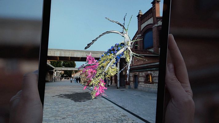 Zoom net - LEV Matadero, LOOP, iPhone 15 Pro, AC Mirage