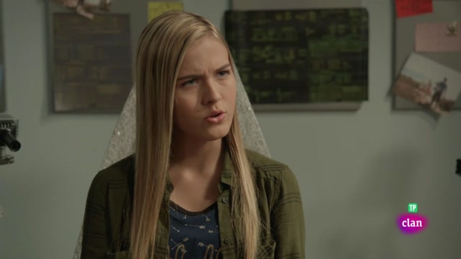 Capítulo 14 - Soy... Parte de un plan - Frankie | Ver